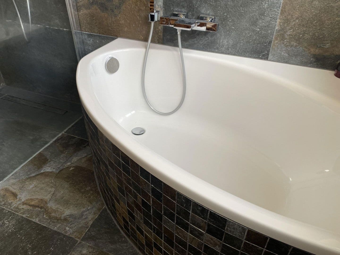 Prodej domu 142 m², pozemek 246 m², Krefeld, Severní Porýní-Vestfálsko Prodej domu 142 m², pozemek 246 m², Krefeld, Severní Porýní-Vestfálsko