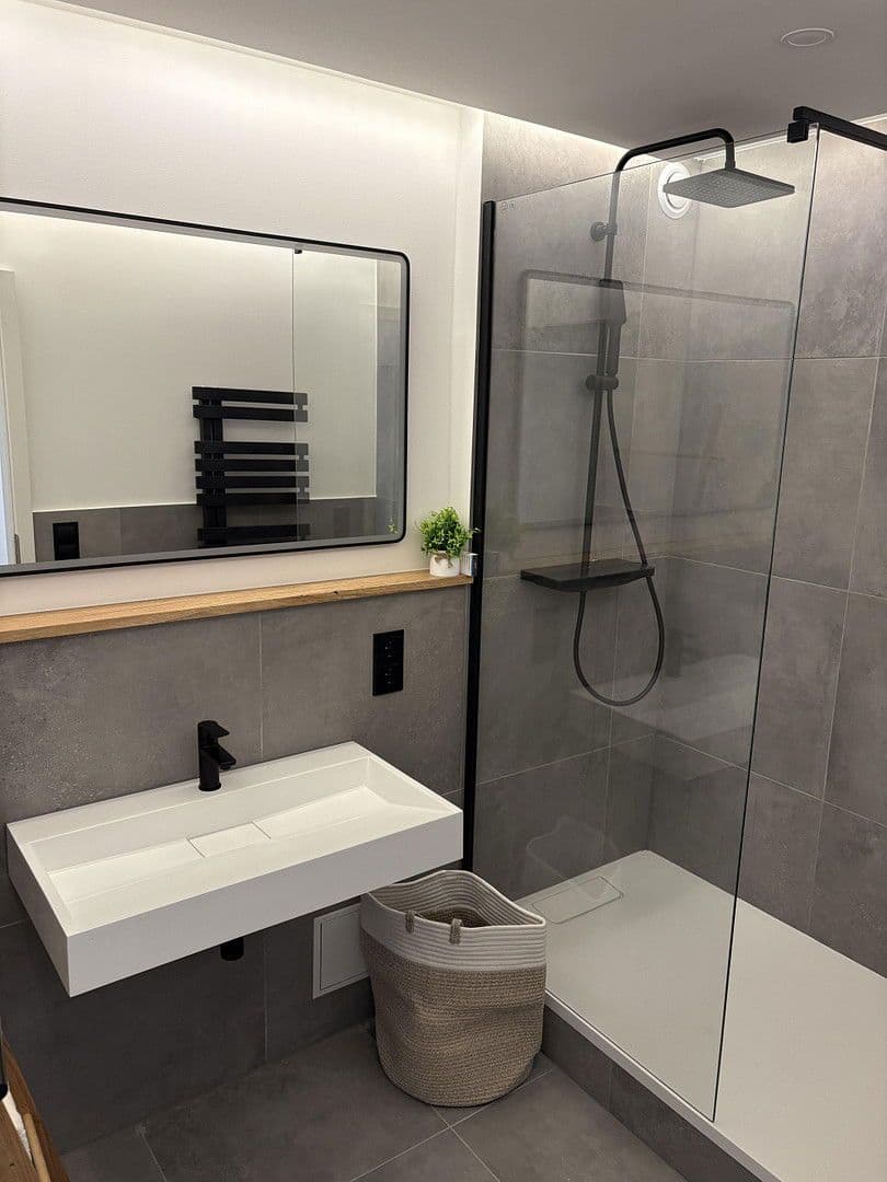 Prodej bytu 4+kk 106 m², Grünewaldstraße 57, Nürtingen, Bádensko-Württembersko Prodej bytu 4+kk 106 m², Grünewaldstraße 57, Nürtingen, Bádensko-Württembersko