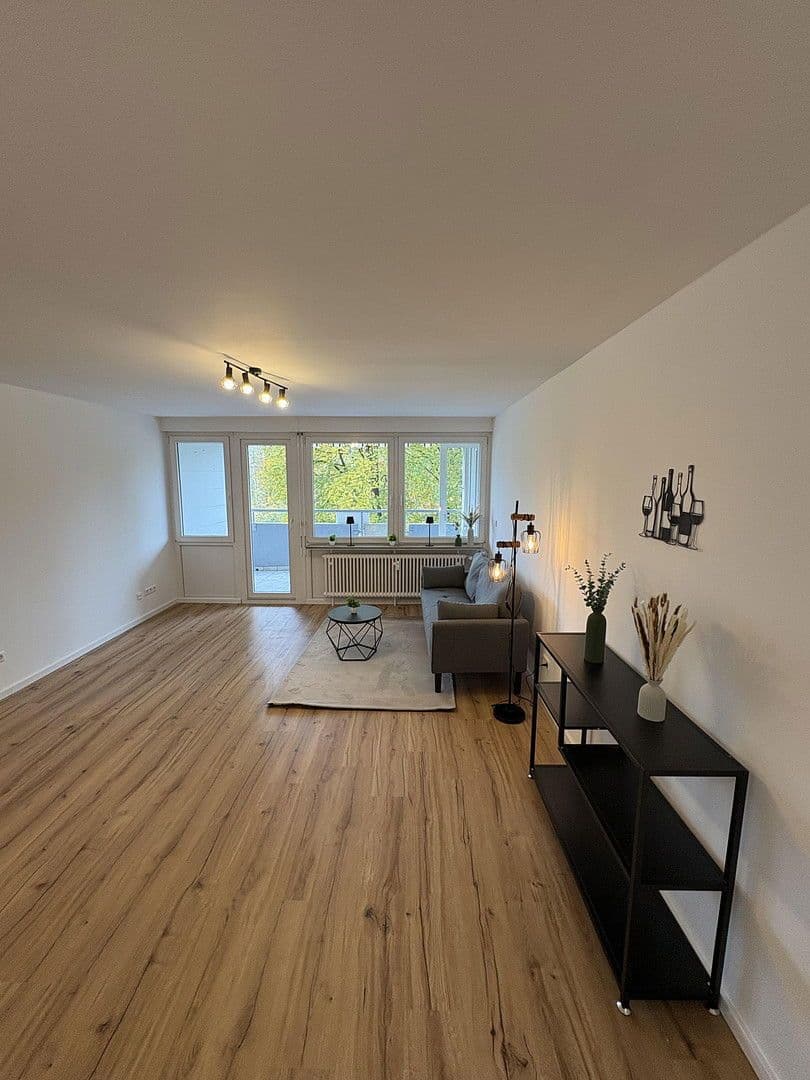 Prodej bytu 4+kk 106 m², Grünewaldstraße 57, Nürtingen, Bádensko-Württembersko Prodej bytu 4+kk 106 m², Grünewaldstraße 57, Nürtingen, Bádensko-Württembersko