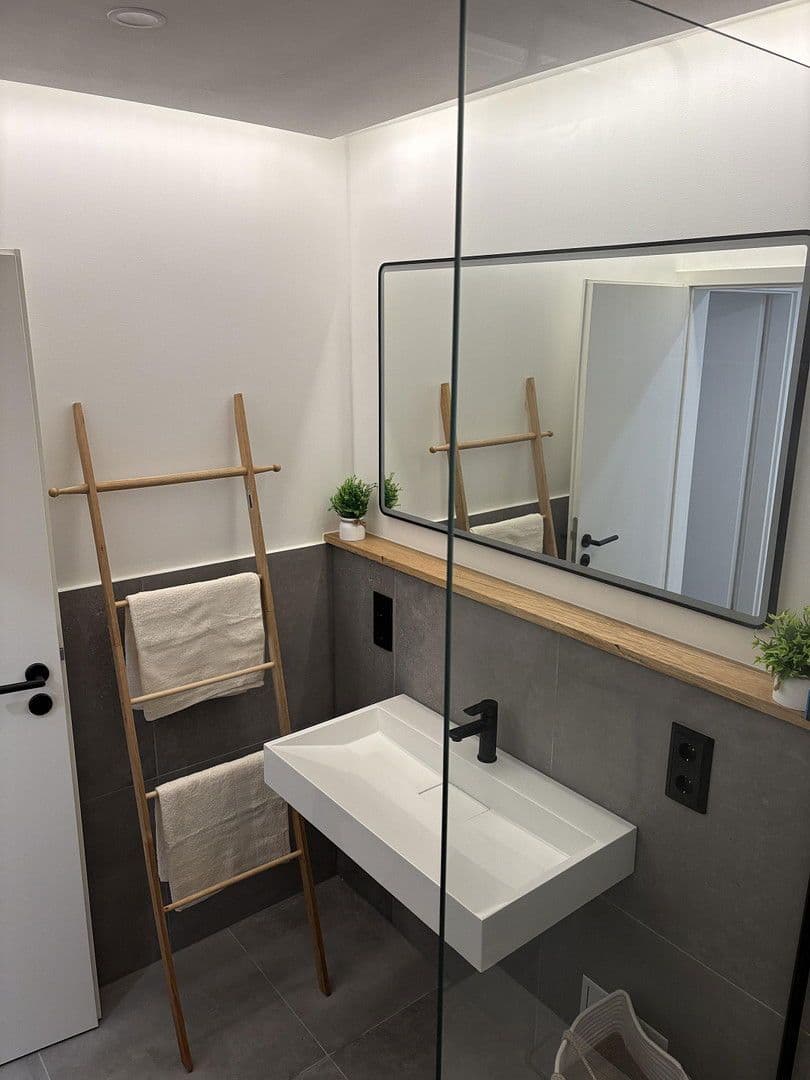 Prodej bytu 4+kk 106 m², Grünewaldstraße 57, Nürtingen, Bádensko-Württembersko Prodej bytu 4+kk 106 m², Grünewaldstraße 57, Nürtingen, Bádensko-Württembersko