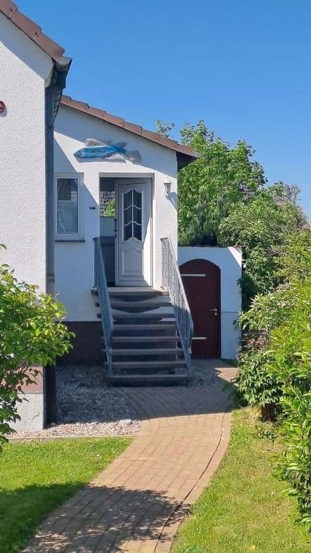 Prodej domu 140 m², pozemek 831 m², Garz/Rügen, Mecklenburg-Vorpommern Prodej domu 140 m², pozemek 831 m², Garz/Rügen, Mecklenburg-Vorpommern