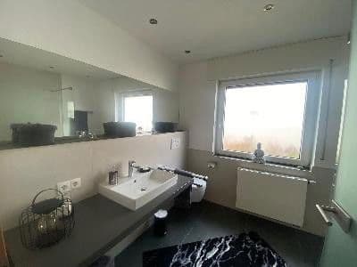 Prodej domu 160 m², pozemek 423 m², Saffig, Porýní-Falc Prodej domu 160 m², pozemek 423 m², Saffig, Porýní-Falc