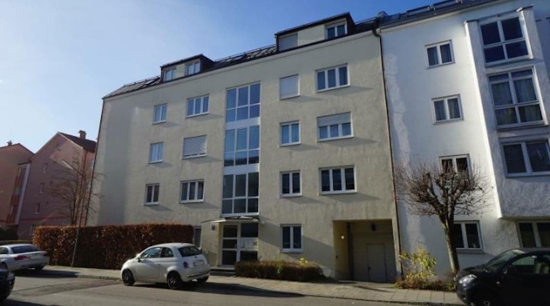 Pronájem bytu 3+1 127 m², Abbachstr. 17, München, Bavorsko Pronájem bytu 3+1 127 m², Abbachstr. 17, München, Bavorsko