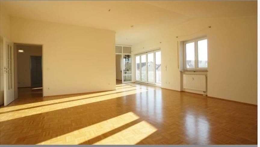 Pronájem bytu 3+1 127 m², Abbachstr. 17, München, Bavorsko Pronájem bytu 3+1 127 m², Abbachstr. 17, München, Bavorsko