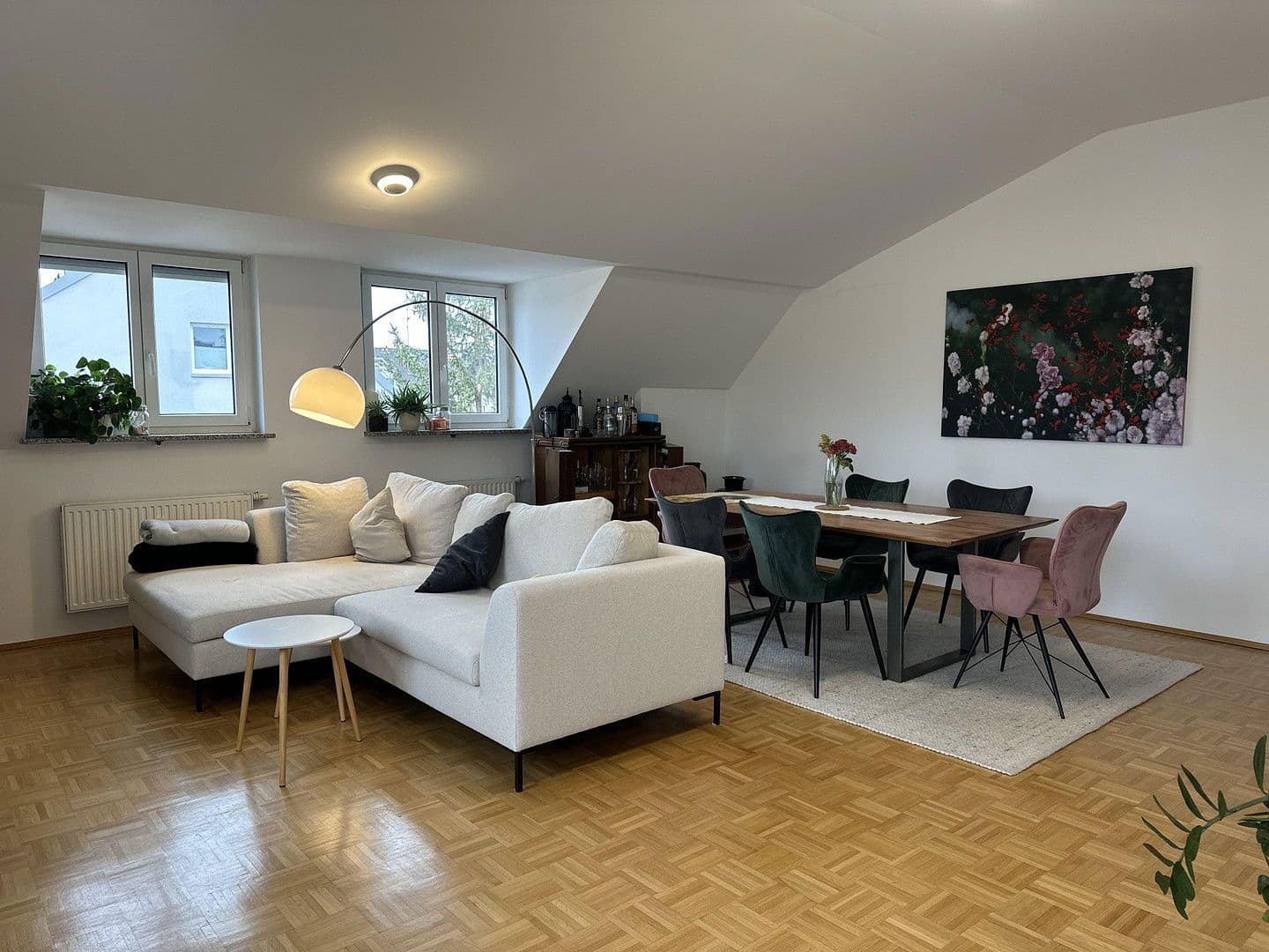 Pronájem bytu 3+1 127 m², Abbachstr. 17, München, Bavorsko Pronájem bytu 3+1 127 m², Abbachstr. 17, München, Bavorsko