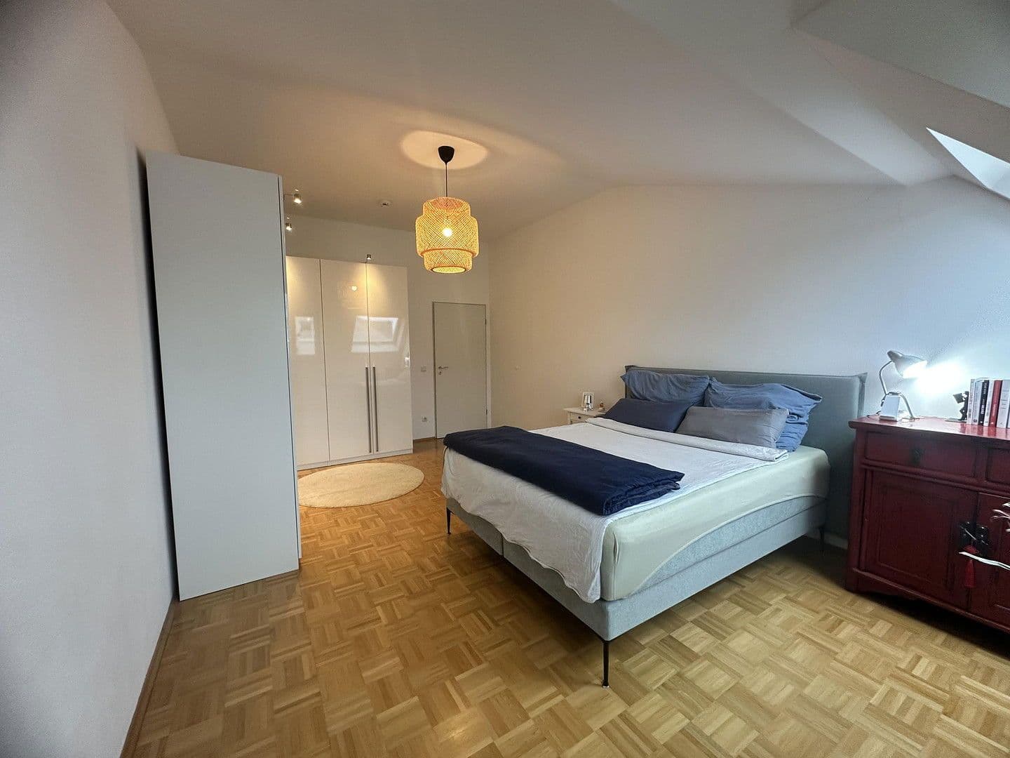 Pronájem bytu 3+1 127 m², Abbachstr. 17, München, Bavorsko Pronájem bytu 3+1 127 m², Abbachstr. 17, München, Bavorsko