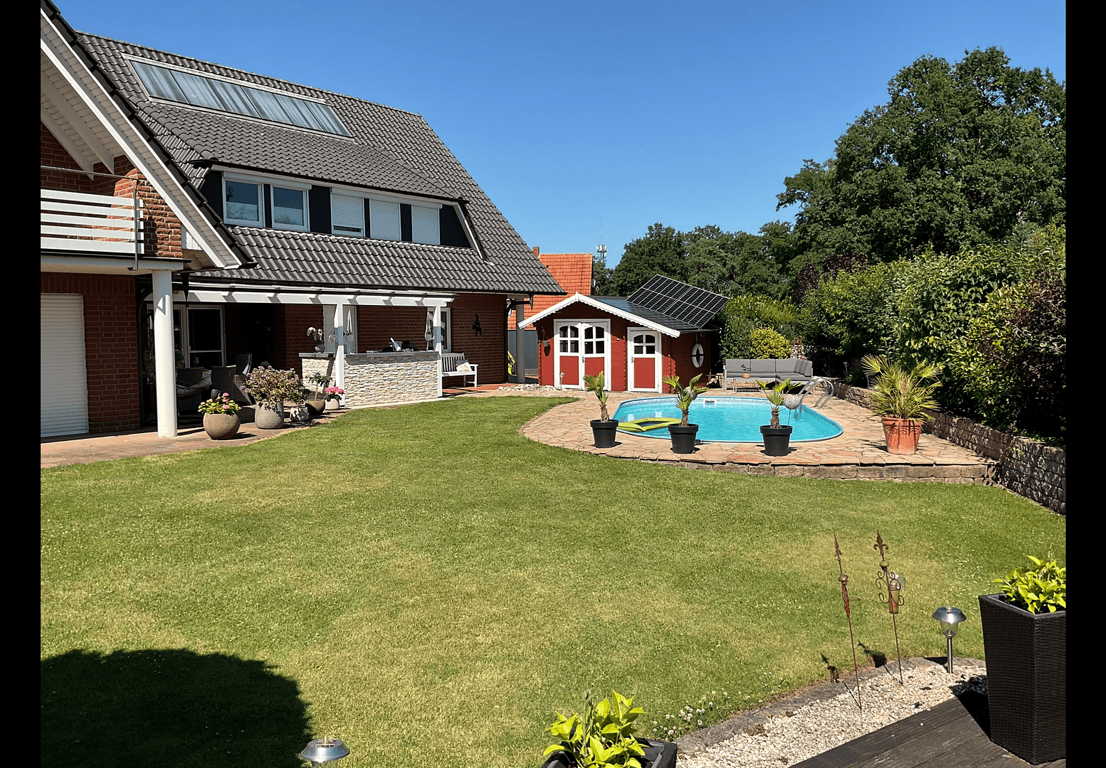 Prodej domu 278 m², pozemek 1.160 m², Dötlingen, Dolní Sasko Prodej domu 278 m², pozemek 1.160 m², Dötlingen, Dolní Sasko