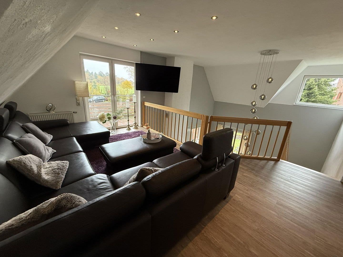 Prodej domu 278 m², pozemek 1.160 m², Dötlingen, Dolní Sasko Prodej domu 278 m², pozemek 1.160 m², Dötlingen, Dolní Sasko