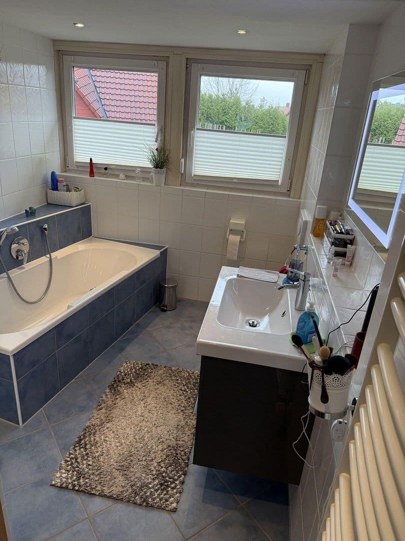 Prodej domu 278 m², pozemek 1.160 m², Dötlingen, Dolní Sasko Prodej domu 278 m², pozemek 1.160 m², Dötlingen, Dolní Sasko