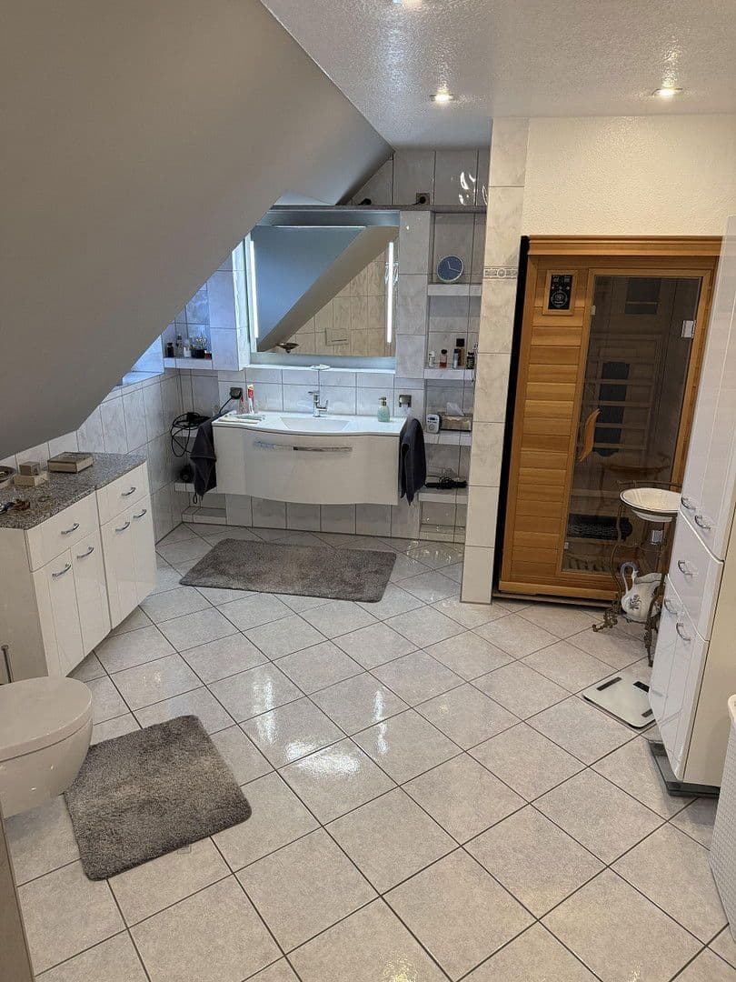 Prodej domu 278 m², pozemek 1.160 m², Dötlingen, Dolní Sasko Prodej domu 278 m², pozemek 1.160 m², Dötlingen, Dolní Sasko