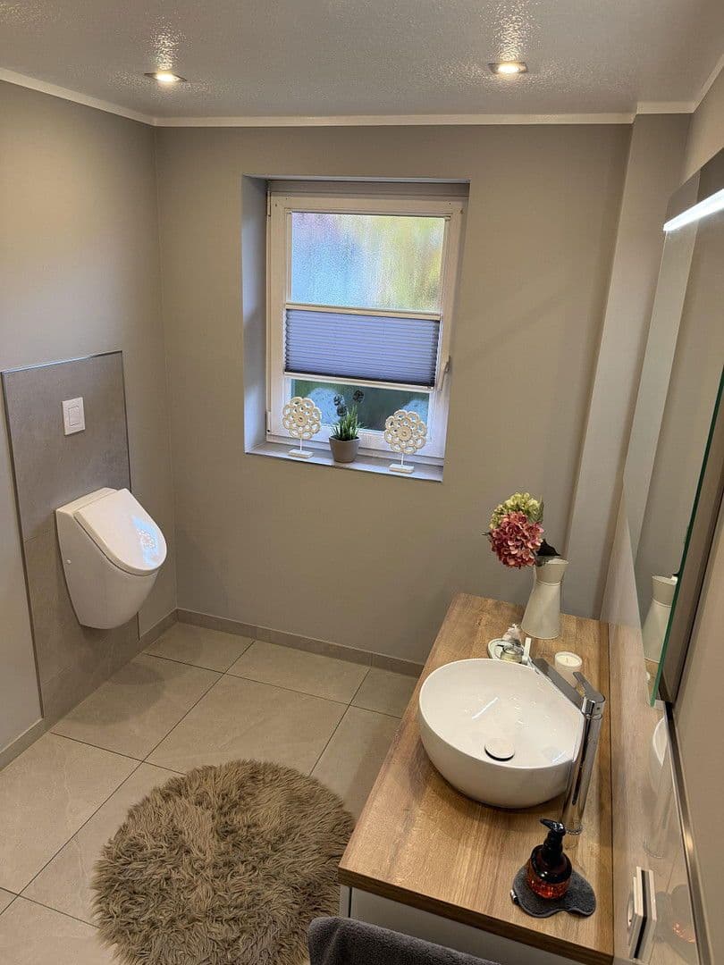 Prodej domu 278 m², pozemek 1.160 m², Dötlingen, Dolní Sasko Prodej domu 278 m², pozemek 1.160 m², Dötlingen, Dolní Sasko