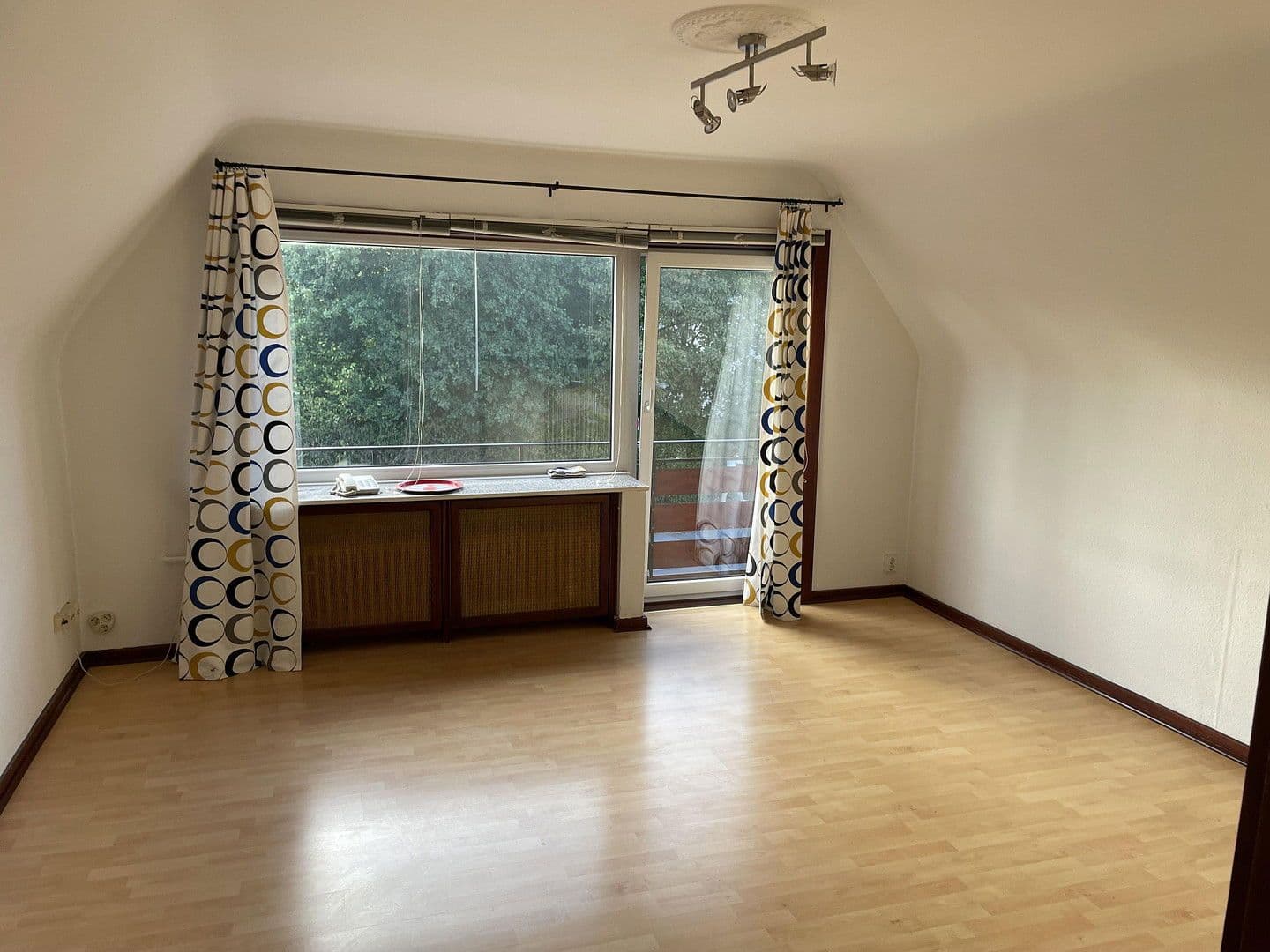 Prodej domu 140 m², pozemek 400 m², Norderstedt, Šlesvicko-Holštýnsko Prodej domu 140 m², pozemek 400 m², Norderstedt, Šlesvicko-Holštýnsko