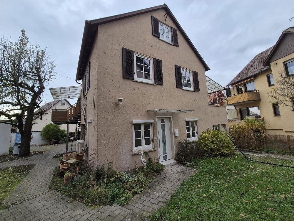 Pronájem bytu 2+1 26 m², Stuttgart-Weilimdorf, Bádensko-Württembersko Pronájem bytu 2+1 26 m², Stuttgart-Weilimdorf, Bádensko-Württembersko