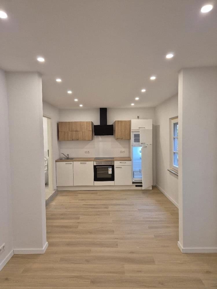 Pronájem bytu 2+1 26 m², Stuttgart-Weilimdorf, Bádensko-Württembersko Pronájem bytu 2+1 26 m², Stuttgart-Weilimdorf, Bádensko-Württembersko