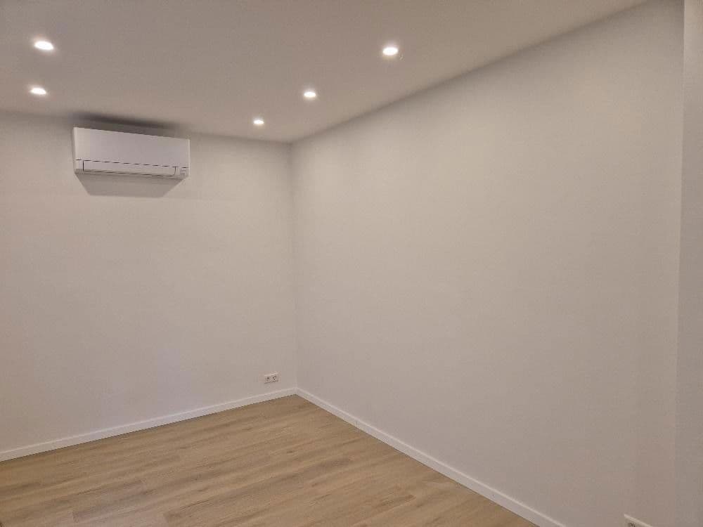 Pronájem bytu 2+1 26 m², Stuttgart-Weilimdorf, Bádensko-Württembersko Pronájem bytu 2+1 26 m², Stuttgart-Weilimdorf, Bádensko-Württembersko