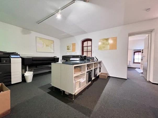 Pronájem kanceláře 330 m², wiesbaden-igstadt, Hessen Pronájem kanceláře 330 m², wiesbaden-igstadt, Hessen