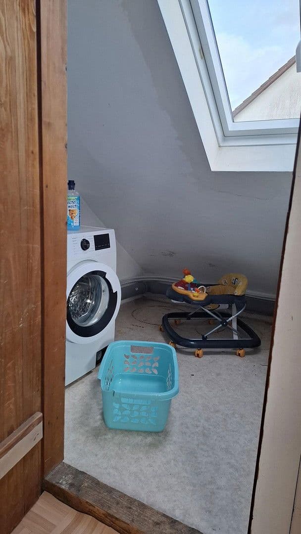 Prodej domu 190 m², pozemek 378 m², Grünerweg 12, Bad Vilbel, Hessen Prodej domu 190 m², pozemek 378 m², Grünerweg 12, Bad Vilbel, Hessen