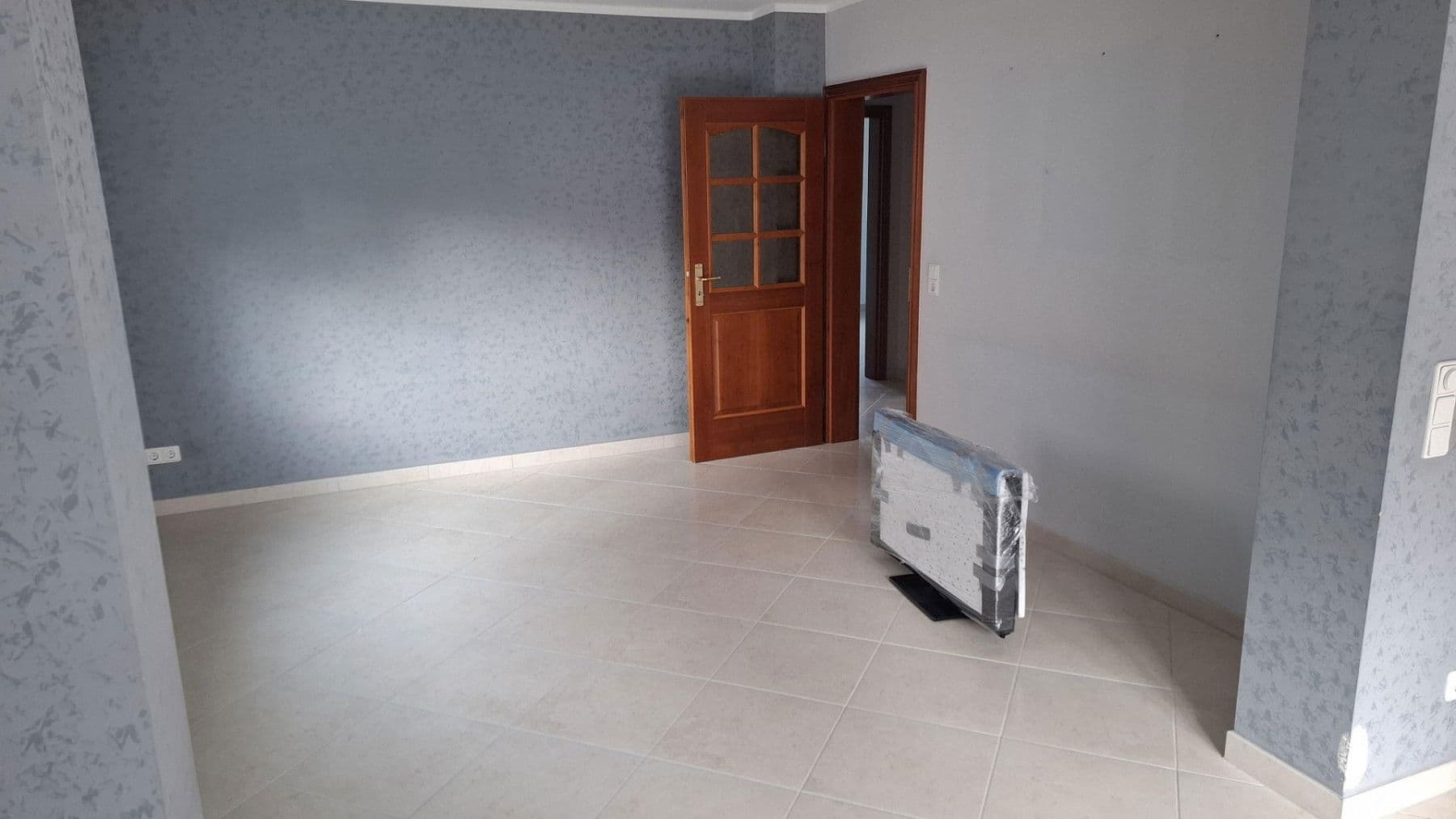 Prodej domu 190 m², pozemek 378 m², Grünerweg 12, Bad Vilbel, Hessen Prodej domu 190 m², pozemek 378 m², Grünerweg 12, Bad Vilbel, Hessen