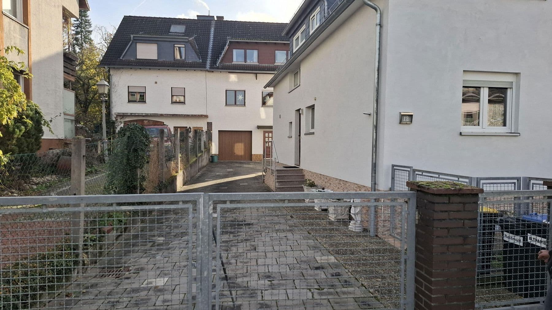 Prodej domu 190 m², pozemek 378 m², Grünerweg 12, Bad Vilbel, Hessen Prodej domu 190 m², pozemek 378 m², Grünerweg 12, Bad Vilbel, Hessen