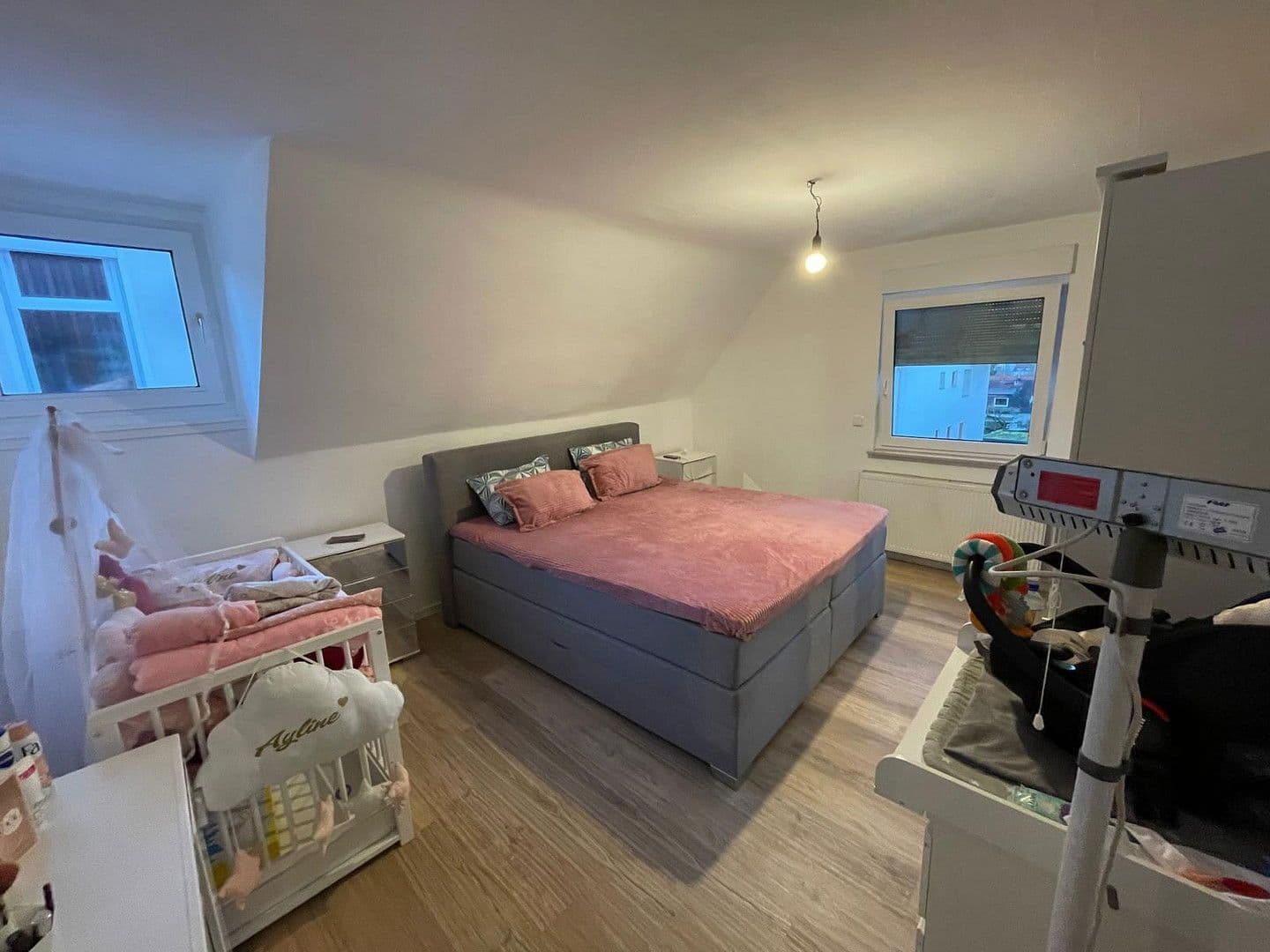 Prodej domu 190 m², pozemek 378 m², Grünerweg 12, Bad Vilbel, Hessen Prodej domu 190 m², pozemek 378 m², Grünerweg 12, Bad Vilbel, Hessen