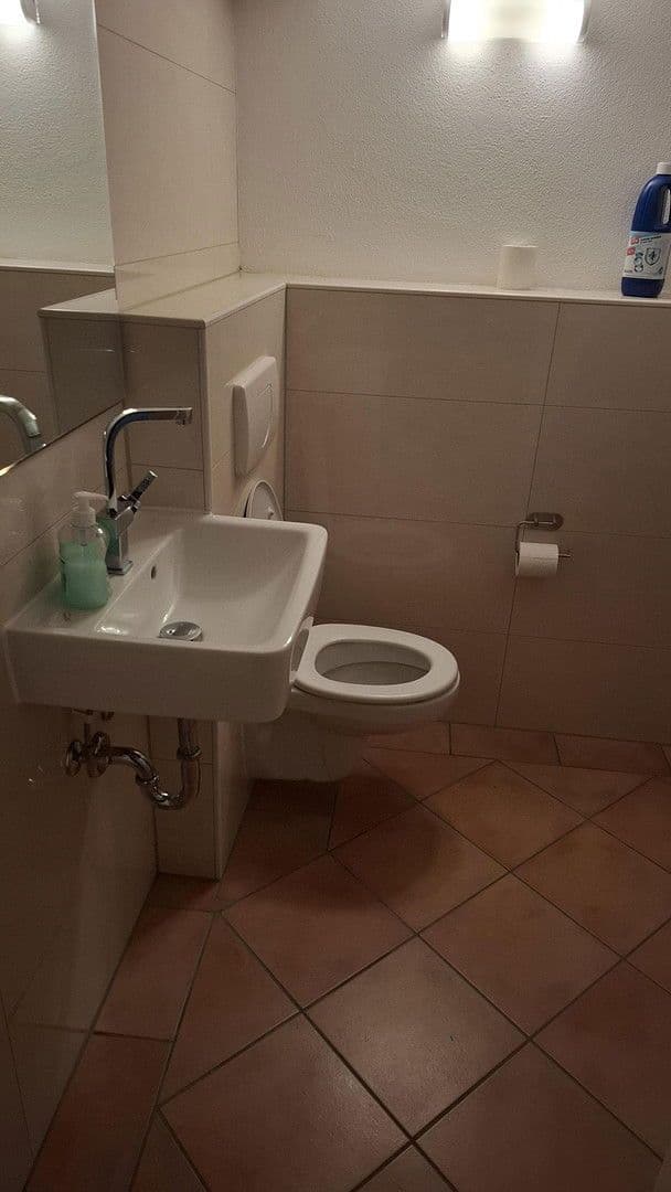 Prodej domu 190 m², pozemek 378 m², Grünerweg 12, Bad Vilbel, Hessen Prodej domu 190 m², pozemek 378 m², Grünerweg 12, Bad Vilbel, Hessen