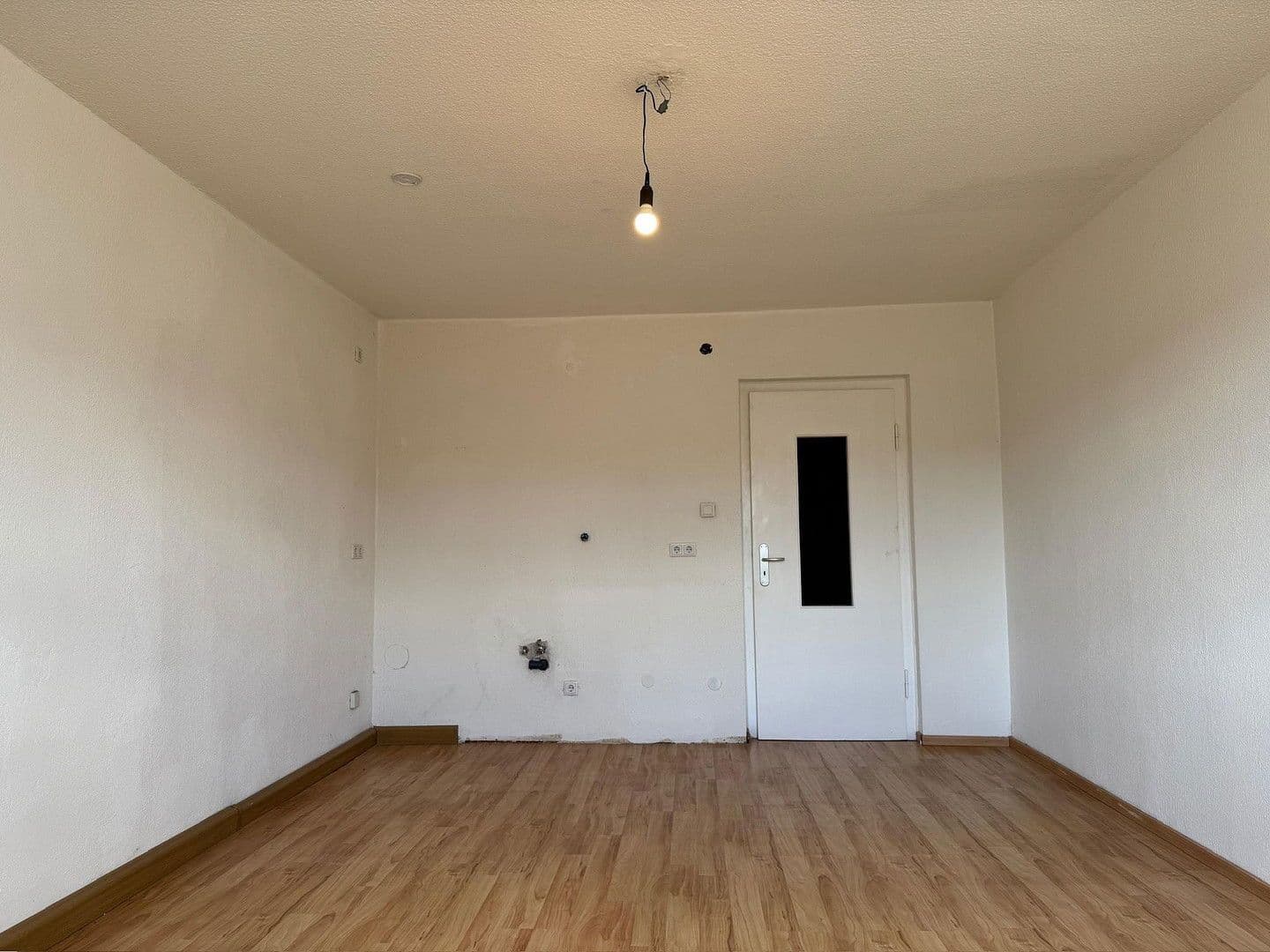 Pronájem bytu 2+1 43 m², Sperberstraße 19, Nürnberg, Bavorsko Pronájem bytu 2+1 43 m², Sperberstraße 19, Nürnberg, Bavorsko