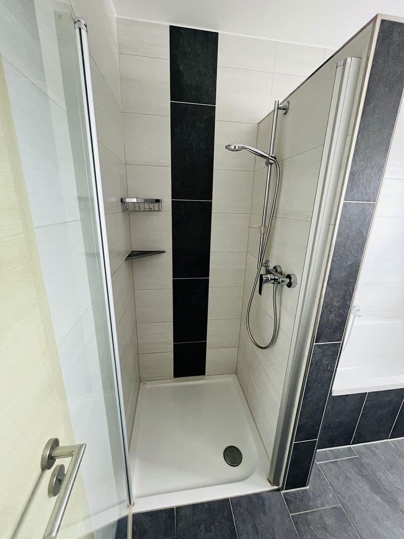 Pronájem bytu 3+1 99 m², Andernach, Porýní-Falc Pronájem bytu 3+1 99 m², Andernach, Porýní-Falc