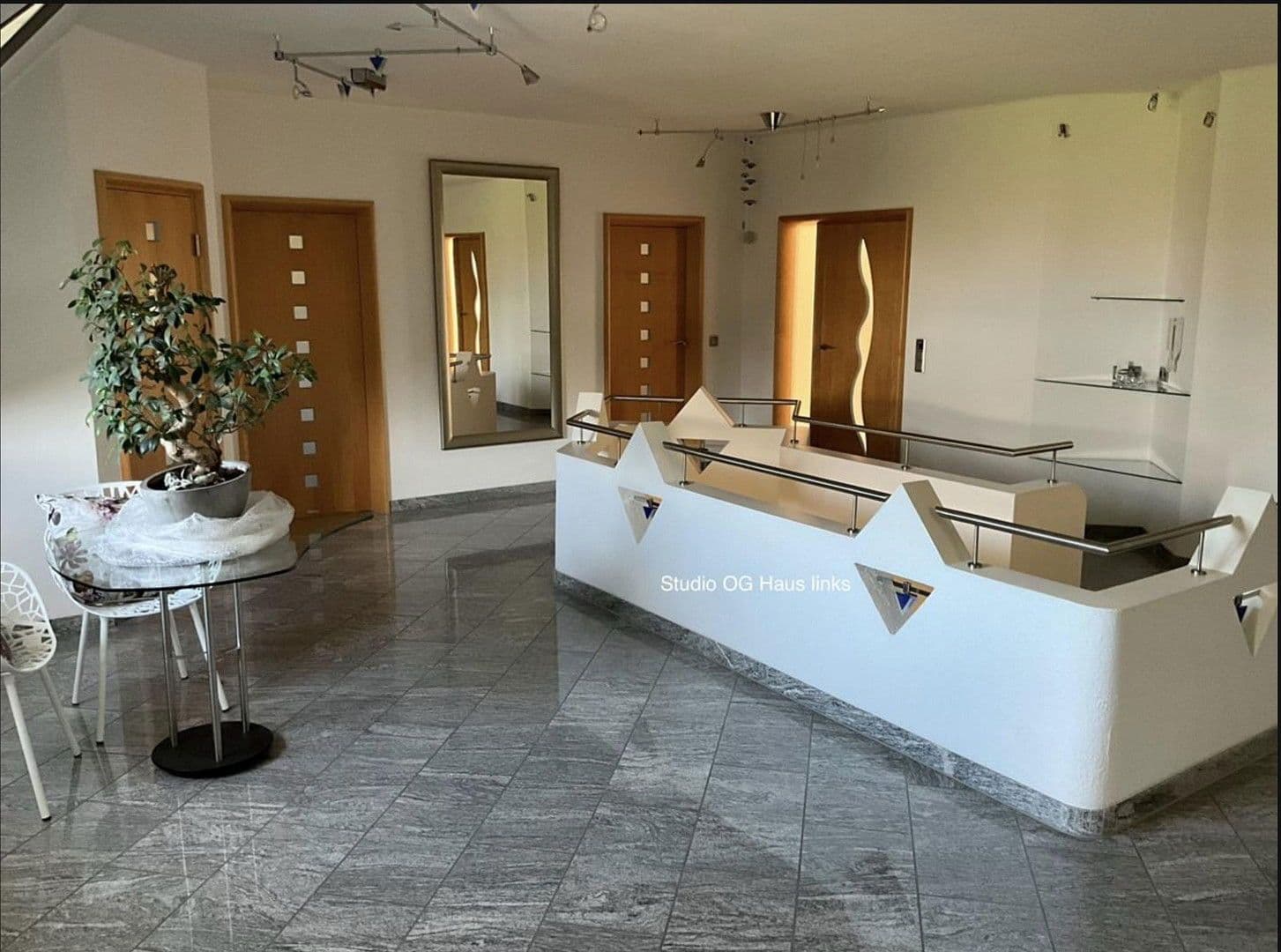 Prodej domu 520 m², pozemek 1.600 m², Dillingen an der Donau, Bavorsko Prodej domu 520 m², pozemek 1.600 m², Dillingen an der Donau, Bavorsko