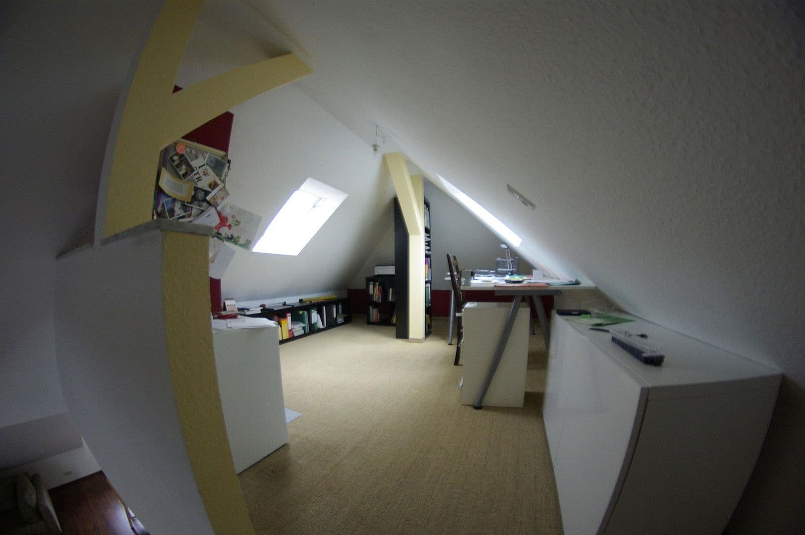 Prodej bytu 3+kk 80 m², Esslingen am Neckar, Bádensko-Württembersko Prodej bytu 3+kk 80 m², Esslingen am Neckar, Bádensko-Württembersko