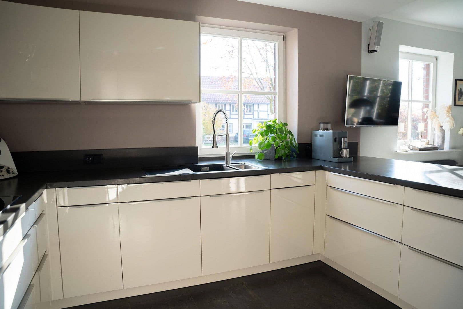 Prodej domu 200 m², pozemek 2.000 m², Apenburg-Winterfeld, Sasko-Anhaltsko Prodej domu 200 m², pozemek 2.000 m², Apenburg-Winterfeld, Sasko-Anhaltsko