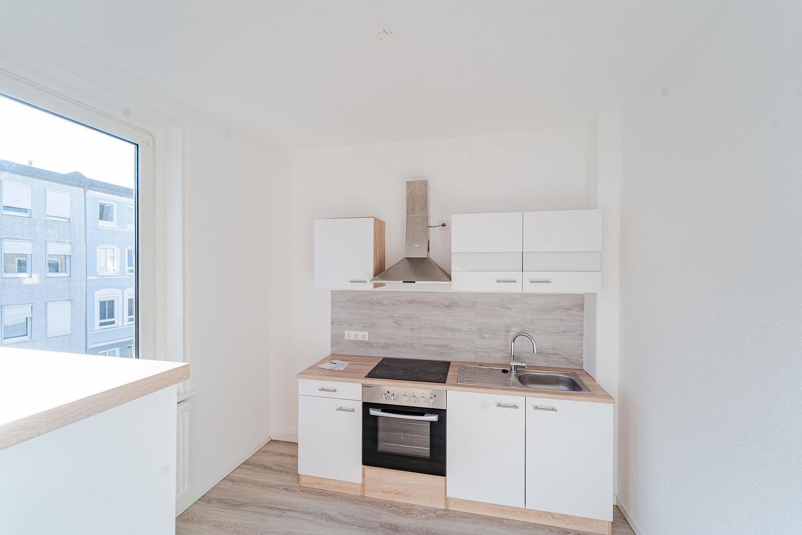 Pronájem bytu 2+1 52 m², Füchtingstraße, Lübeck, Šlesvicko-Holštýnsko Pronájem bytu 2+1 52 m², Füchtingstraße, Lübeck, Šlesvicko-Holštýnsko