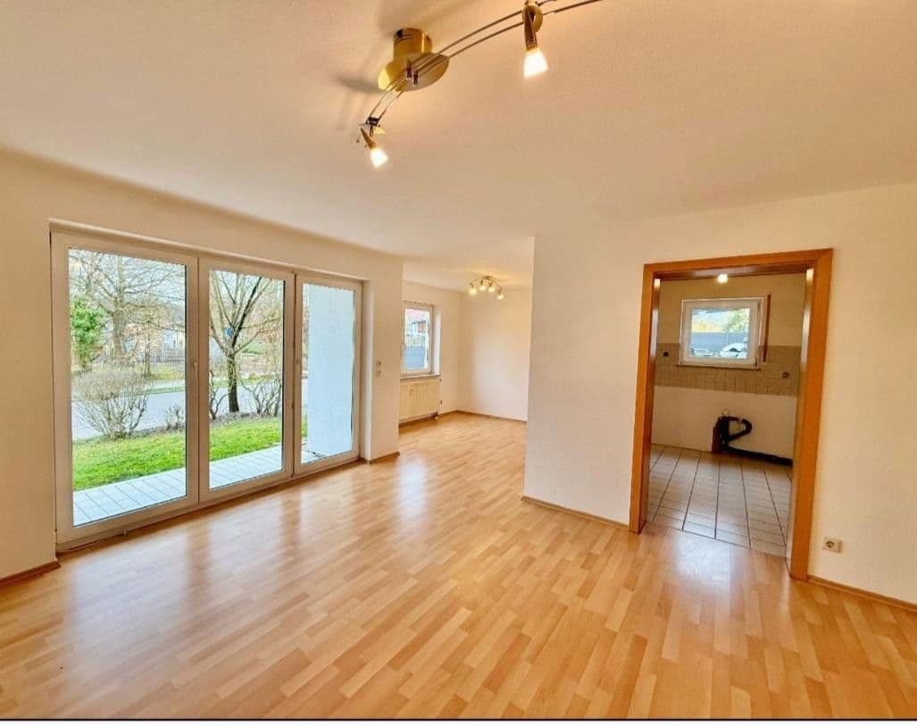 Pronájem bytu 3+kk 75 m², Oskar-Volk-Straße 31, Güglingen, Bádensko-Württembersko Pronájem bytu 3+kk 75 m², Oskar-Volk-Straße 31, Güglingen, Bádensko-Württembersko