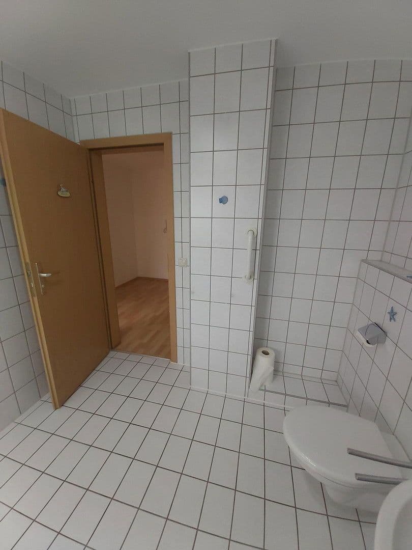 Pronájem bytu 3+kk 75 m², Oskar-Volk-Straße 31, Güglingen, Bádensko-Württembersko Pronájem bytu 3+kk 75 m², Oskar-Volk-Straße 31, Güglingen, Bádensko-Württembersko