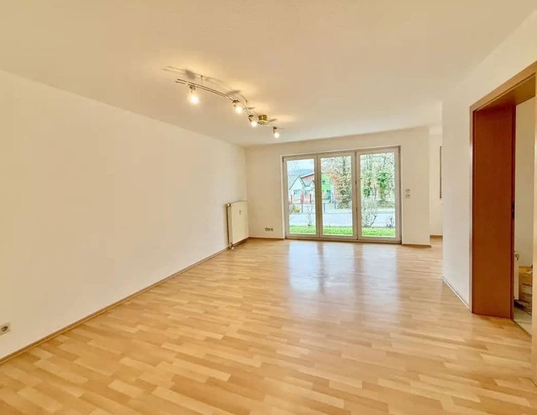 Pronájem bytu 3+kk 75 m², Oskar-Volk-Straße 31, Güglingen, Bádensko-Württembersko Pronájem bytu 3+kk 75 m², Oskar-Volk-Straße 31, Güglingen, Bádensko-Württembersko