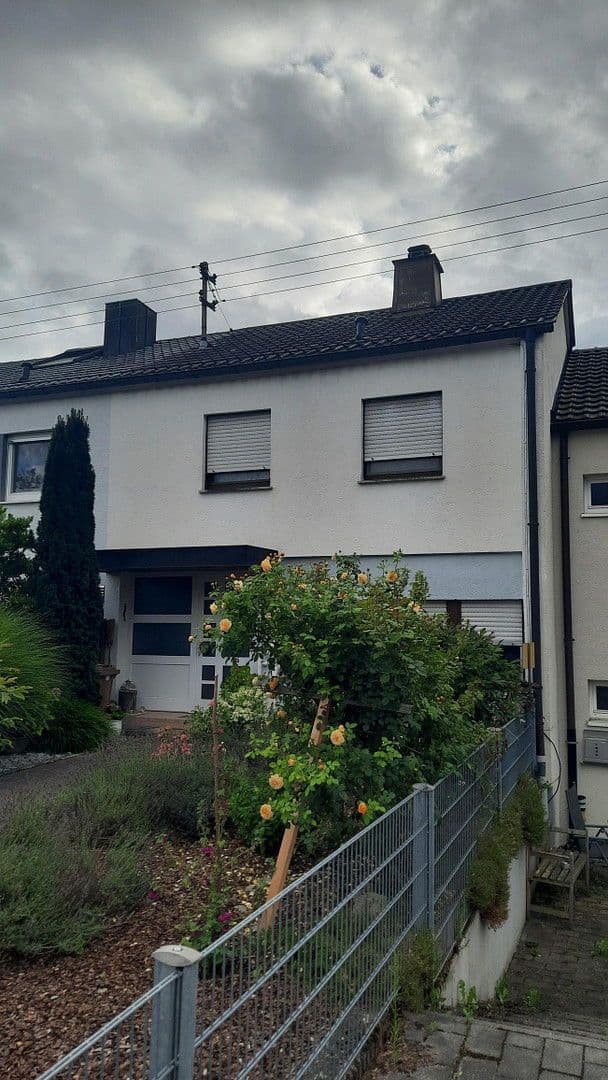 Prodej domu 82 m², pozemek 241 m², Remseck am Neckar, Bádensko-Württembersko Prodej domu 82 m², pozemek 241 m², Remseck am Neckar, Bádensko-Württembersko