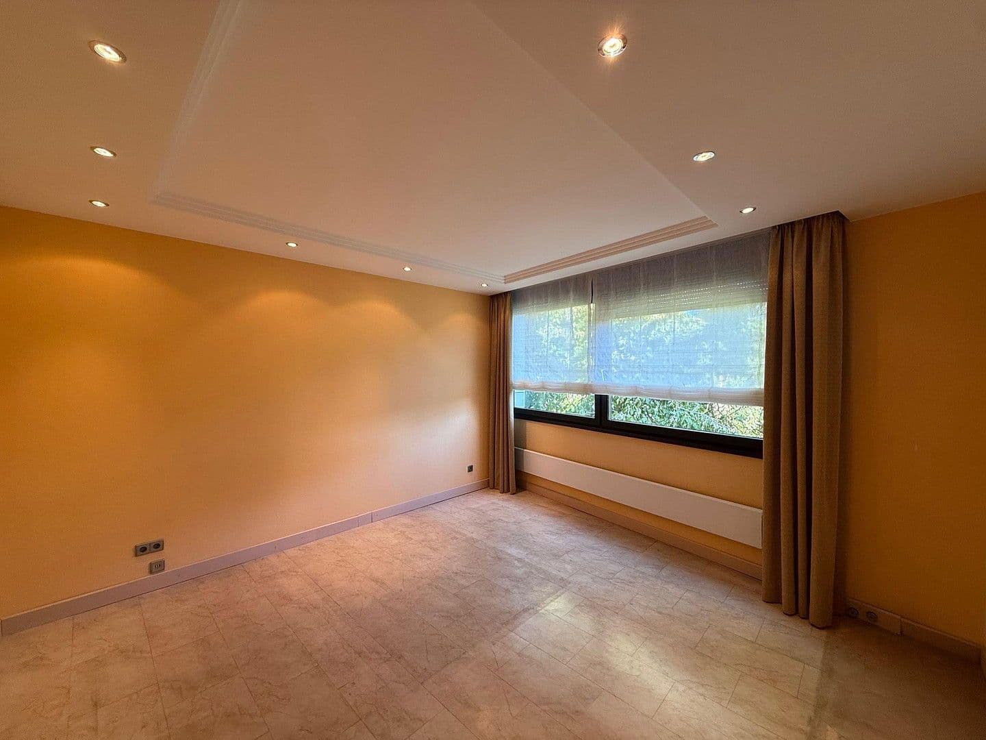 Prodej bytu 4+kk 150 m², Virchowstr. 15, Nürnberg, Bavorsko Prodej bytu 4+kk 150 m², Virchowstr. 15, Nürnberg, Bavorsko