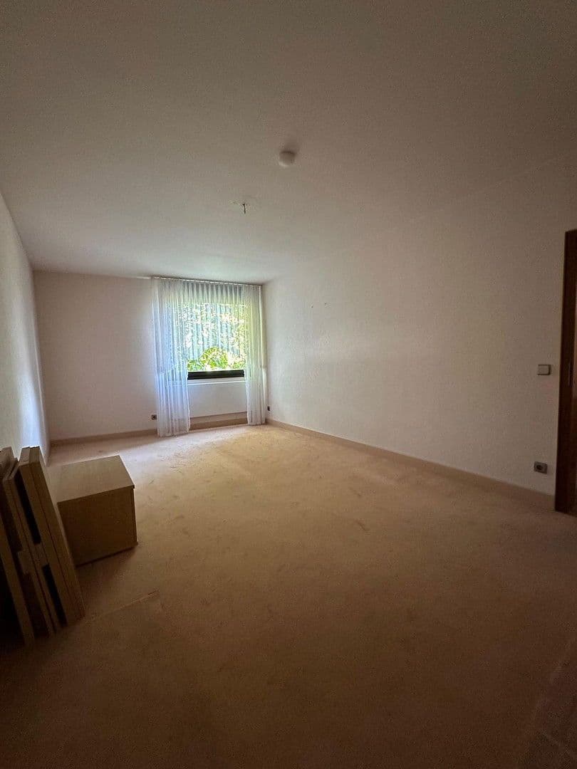 Prodej bytu 4+kk 150 m², Virchowstr. 15, Nürnberg, Bavorsko Prodej bytu 4+kk 150 m², Virchowstr. 15, Nürnberg, Bavorsko