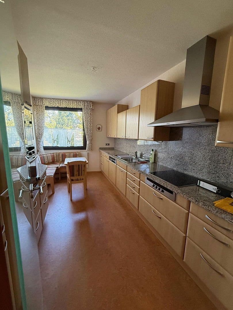 Prodej bytu 4+kk 150 m², Virchowstr. 15, Nürnberg, Bavorsko Prodej bytu 4+kk 150 m², Virchowstr. 15, Nürnberg, Bavorsko