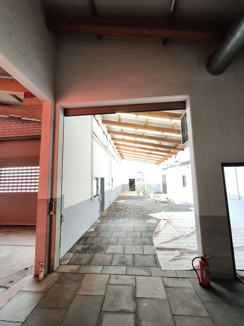 Pronájem nebytového prostoru 120 m², Erftstadt, Severní Porýní-Vestfálsko Pronájem nebytového prostoru 120 m², Erftstadt, Severní Porýní-Vestfálsko