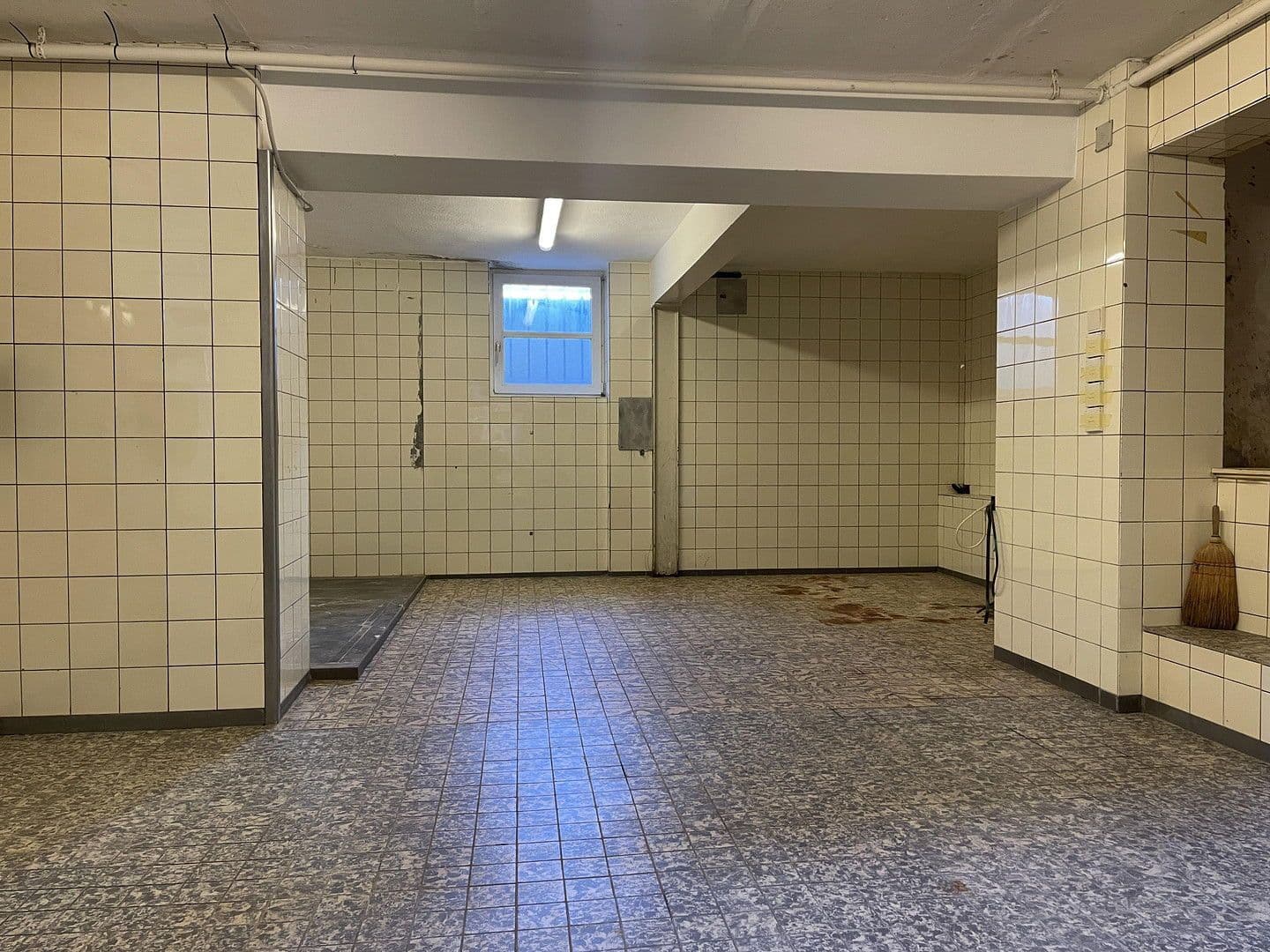 Pronájem nebytového prostoru 76 m², Lotzbeckstr. 13, Lahr/Schwarzwald, Bádensko-Württembersko Pronájem nebytového prostoru 76 m², Lotzbeckstr. 13, Lahr/Schwarzwald, Bádensko-Württembersko
