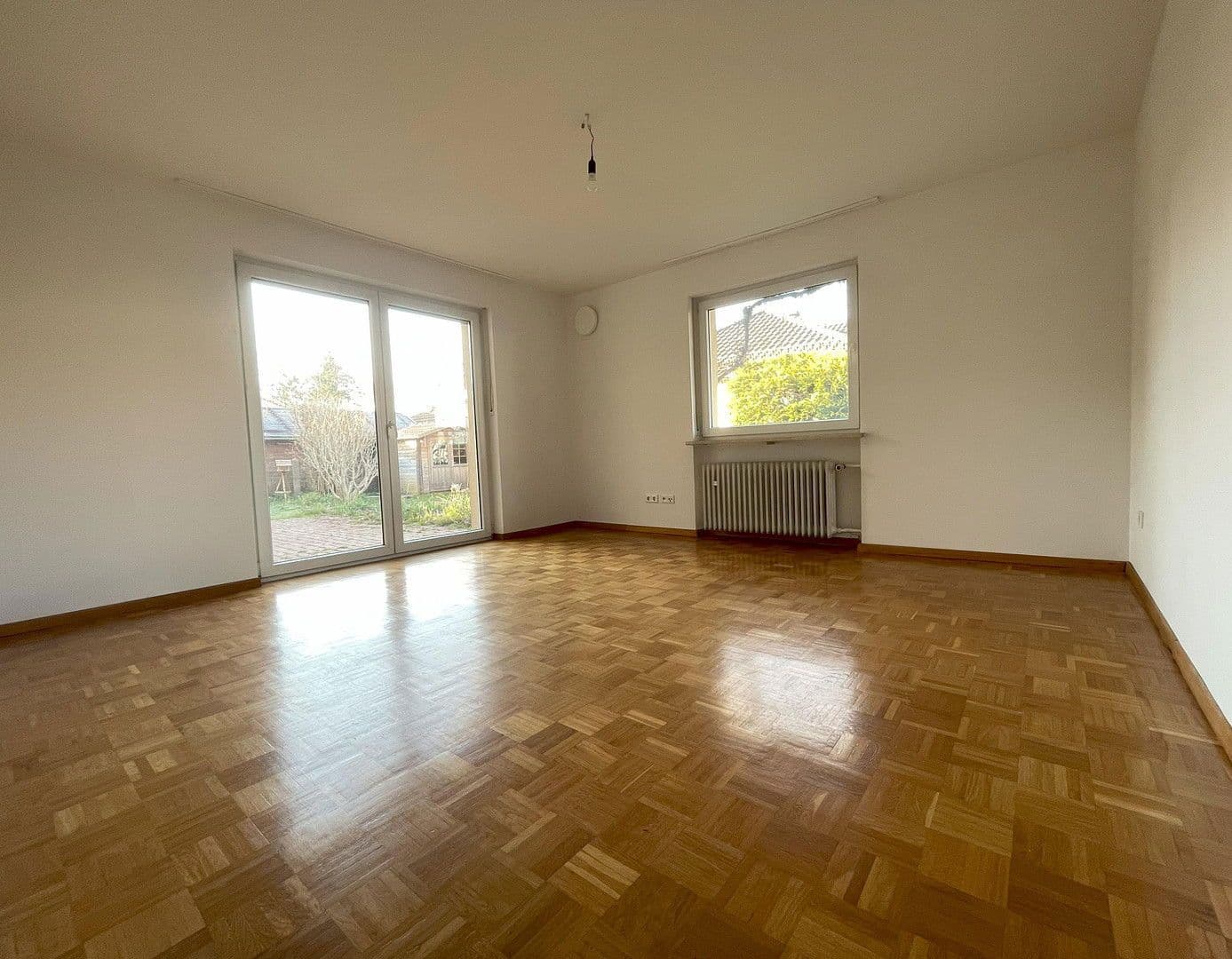 Pronájem bytu 6+1 180 m², Gilching, Bavorsko Pronájem bytu 6+1 180 m², Gilching, Bavorsko