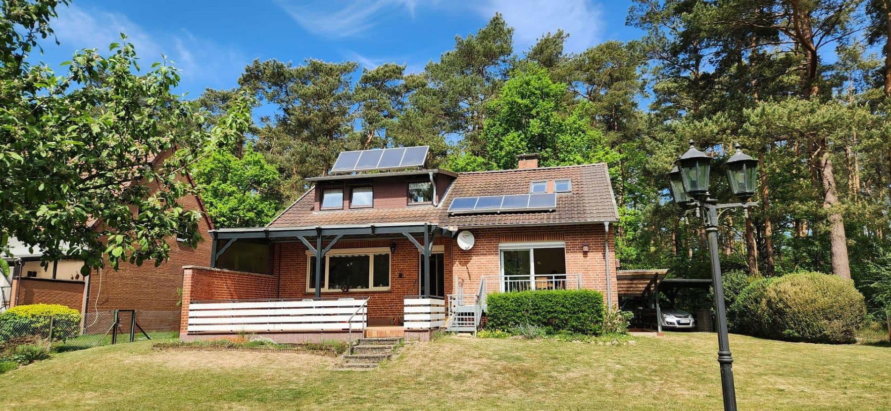 Prodej domu 160 m², pozemek 1.251 m², Neustadt am Rübenberge, Dolní Sasko Prodej domu 160 m², pozemek 1.251 m², Neustadt am Rübenberge, Dolní Sasko