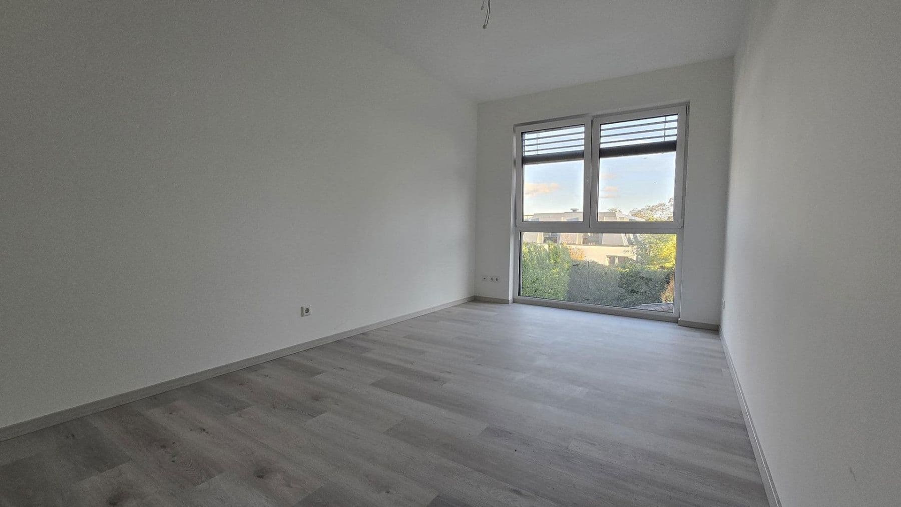 Pronájem domu 152 m², pozemek 100 m², Bornheim, Severní Porýní-Vestfálsko Pronájem domu 152 m², pozemek 100 m², Bornheim, Severní Porýní-Vestfálsko