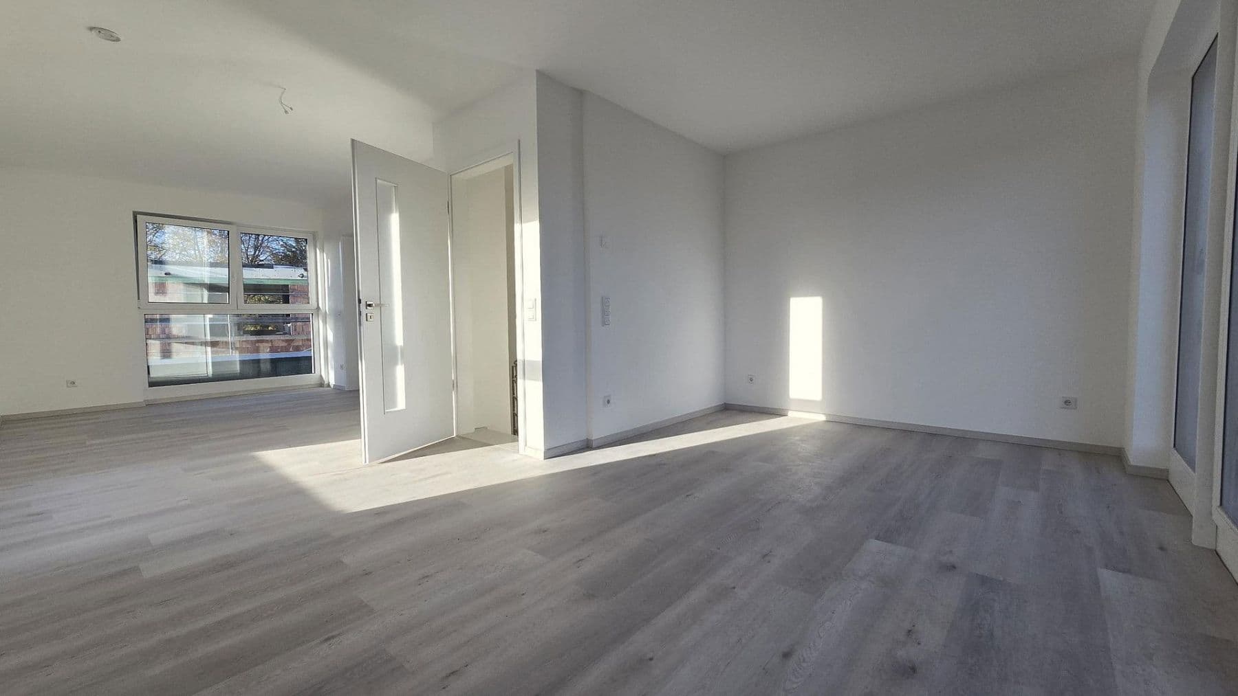 Pronájem domu 152 m², pozemek 100 m², Bornheim, Severní Porýní-Vestfálsko Pronájem domu 152 m², pozemek 100 m², Bornheim, Severní Porýní-Vestfálsko