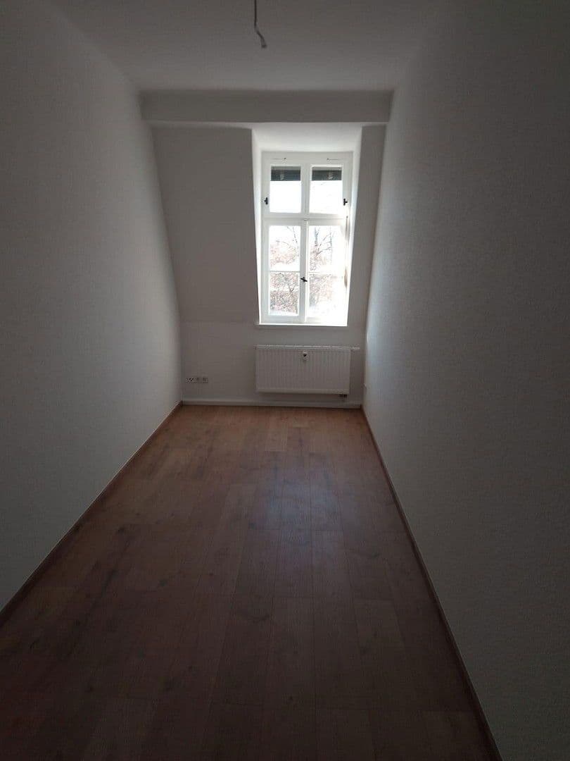 Pronájem bytu 4+1 100 m², Naunhofer Straße 53, Leipzig, Sasko Pronájem bytu 4+1 100 m², Naunhofer Straße 53, Leipzig, Sasko