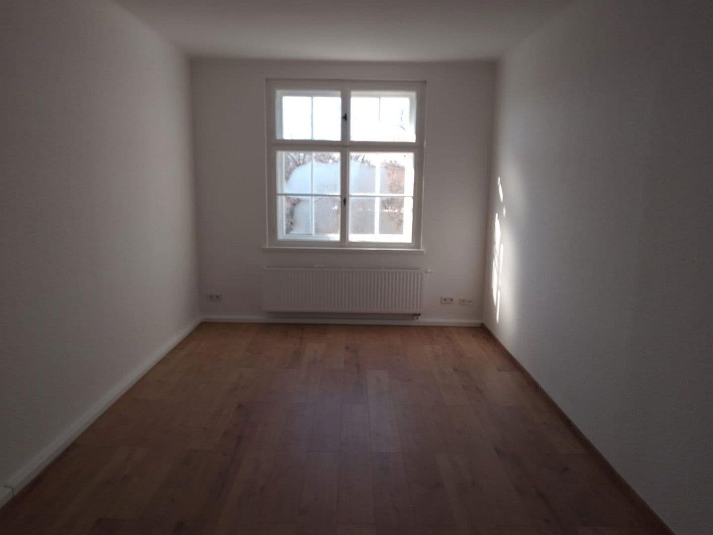 Pronájem bytu 4+1 100 m², Naunhofer Straße 53, Leipzig, Sasko Pronájem bytu 4+1 100 m², Naunhofer Straße 53, Leipzig, Sasko