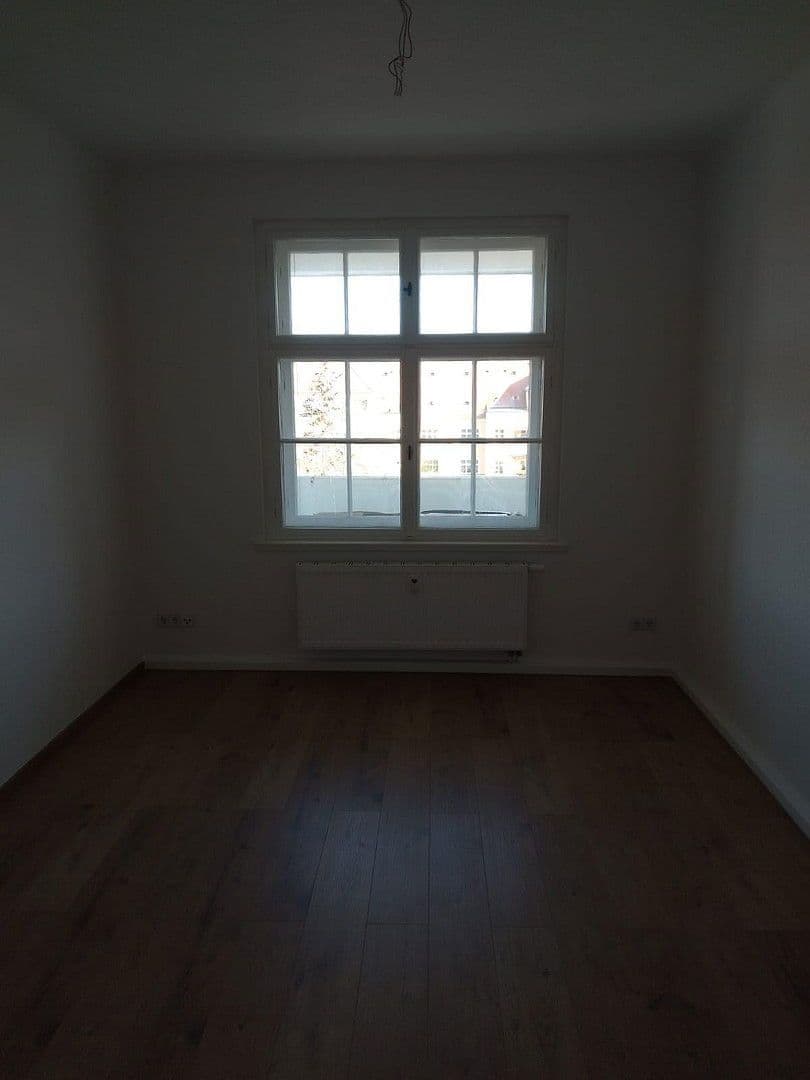 Pronájem bytu 4+1 100 m², Naunhofer Straße 53, Leipzig, Sasko Pronájem bytu 4+1 100 m², Naunhofer Straße 53, Leipzig, Sasko