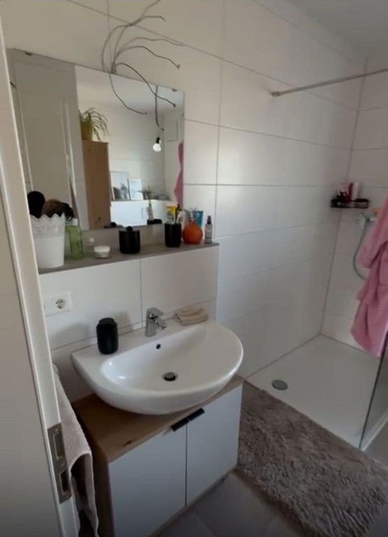 Pronájem bytu 3+kk 78 m², Heilbronn, Bádensko-Württembersko Pronájem bytu 3+kk 78 m², Heilbronn, Bádensko-Württembersko
