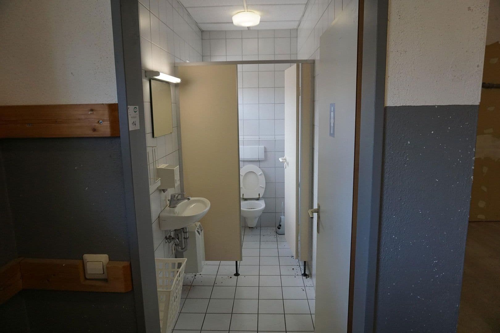 Pronájem nebytového prostoru 716 m², Wannenblick 1, Wertach, Bavorsko Pronájem nebytového prostoru 716 m², Wannenblick 1, Wertach, Bavorsko