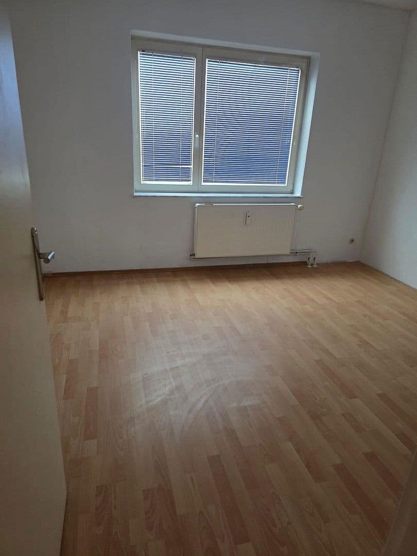 Prodej bytu 3+1 70 m², Berlin, Berlín Prodej bytu 3+1 70 m², Berlin, Berlín